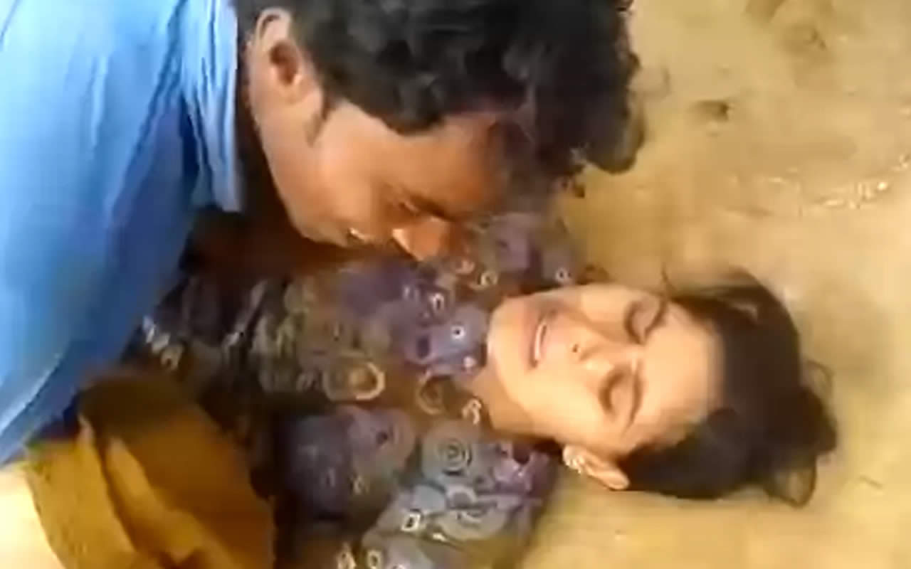 Indian Vilage Real Rep Sex Blood Video - Innocent indian village girl raped by two men outside â€¢ LeakTape